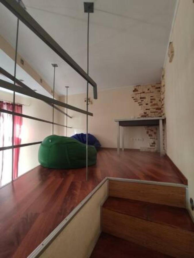 Comfortable Apartment On Mikhaylovskiy Lane 키예프 외부 사진
