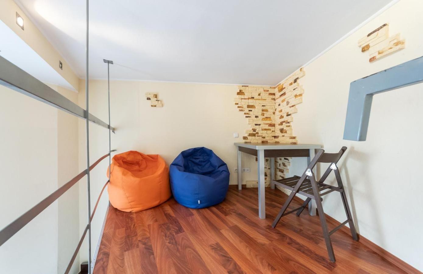 Comfortable Apartment On Mikhaylovskiy Lane 키예프 외부 사진