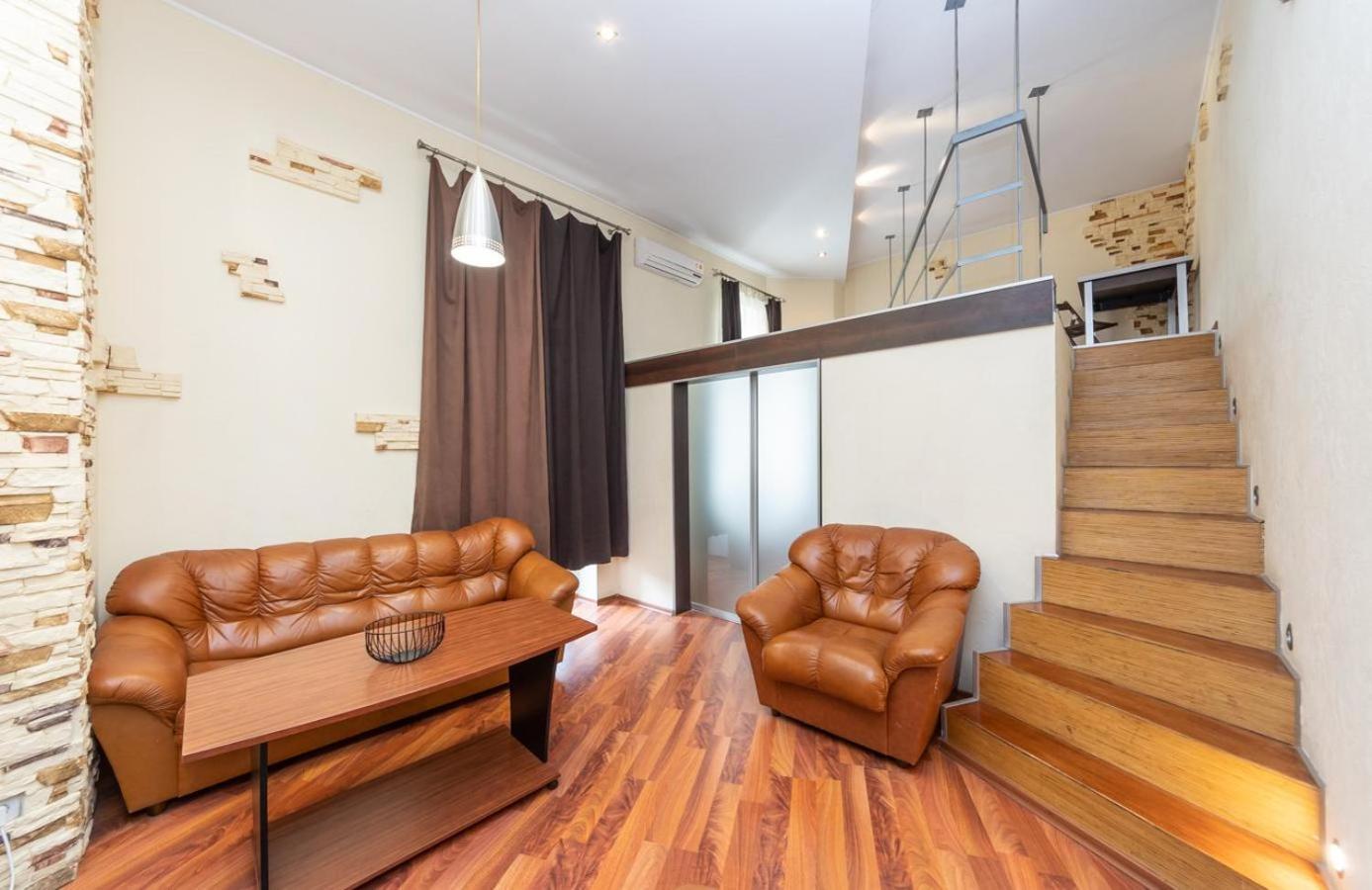 Comfortable Apartment On Mikhaylovskiy Lane 키예프 외부 사진