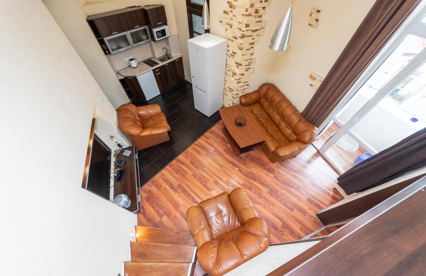 Comfortable Apartment On Mikhaylovskiy Lane 키예프 외부 사진