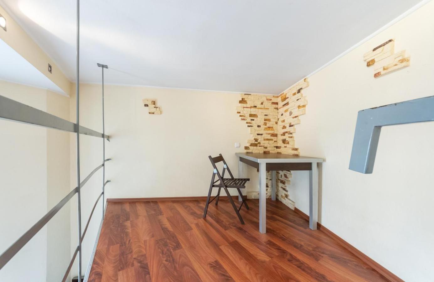 Comfortable Apartment On Mikhaylovskiy Lane 키예프 외부 사진