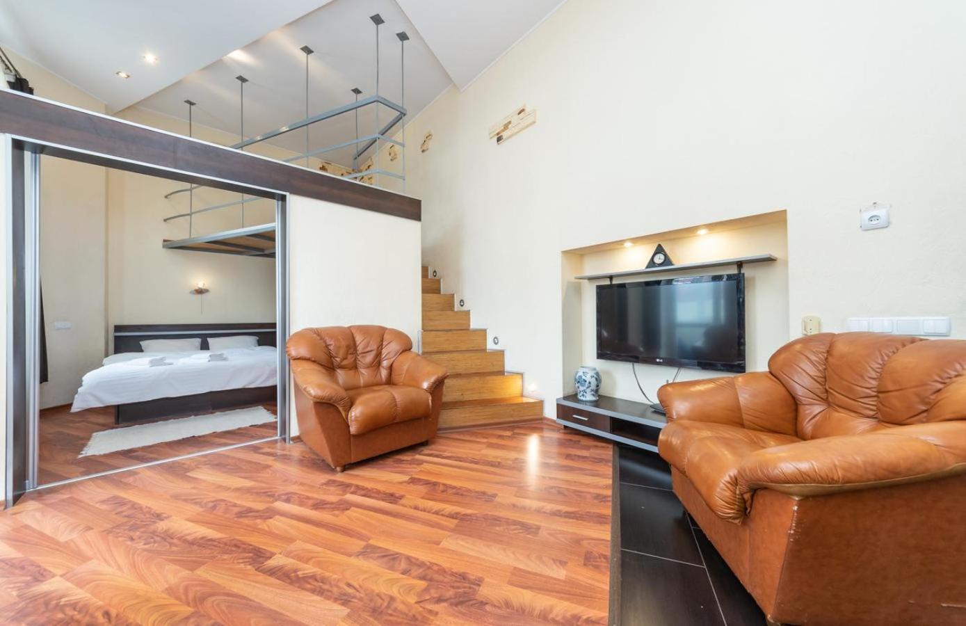 Comfortable Apartment On Mikhaylovskiy Lane 키예프 외부 사진